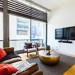 Evan, 1Bdr Southbank Apartment