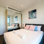 Luxury Living Southbank Melbourne City