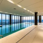 Luxury Living Southbank Melbourne City