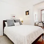 By George! Super Cool St Kilda Loft