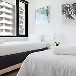 Midtown Apartment Melbourne