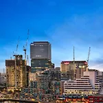 Premier Stays Melbourne