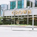 Crown Boutique S Collection