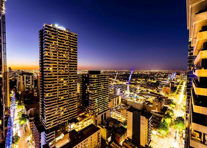 Skyline Serviced Apartments Melbourne Central Best Location,Open Balcony&Parking
