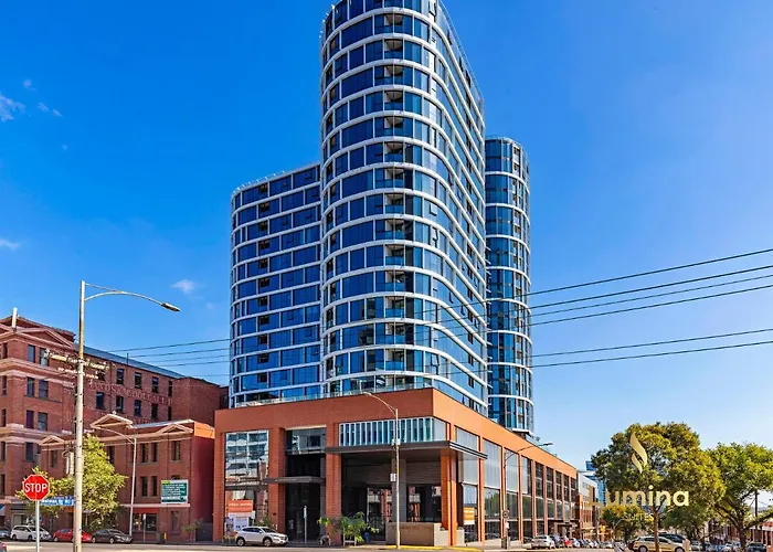 Lumina Suites