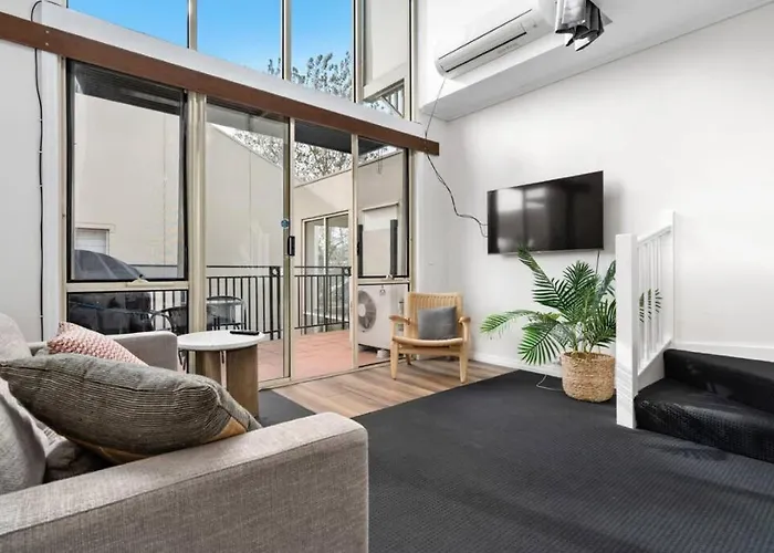 Prahran 3 Bed Escape - Close To Everything