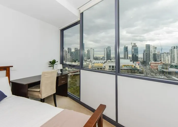 Backpackers\' Delight With Sprawling City Views