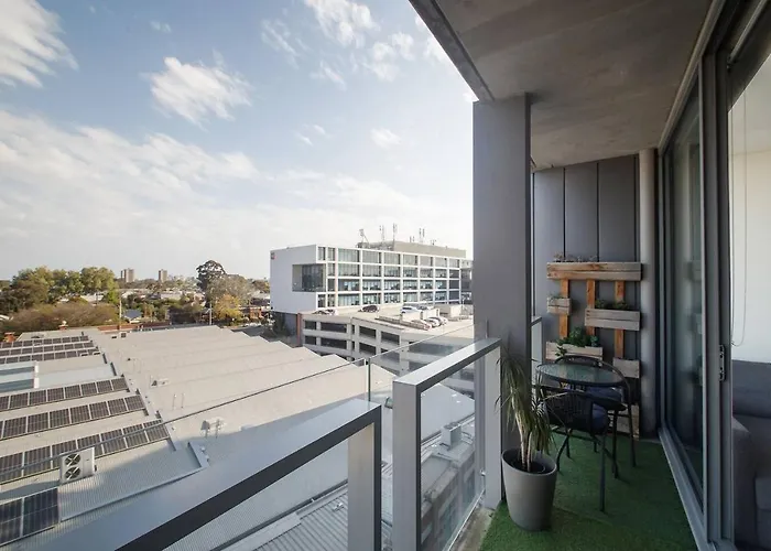 Eden Of Abbotsford - A Serene Escape Off Johnston St