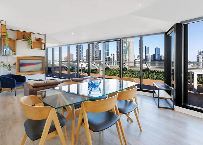 Flinders Luxury Penthouse