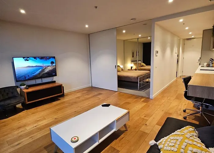 Metro Retreat On Burnley