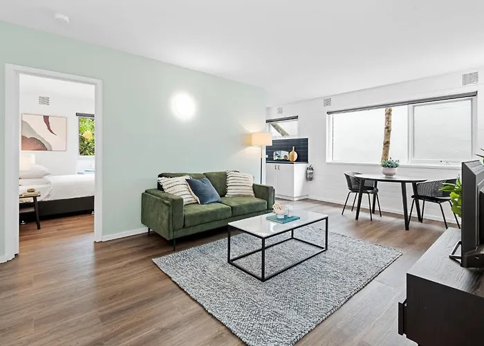 Comfy 1-Bed Unit With Balcony And Parking