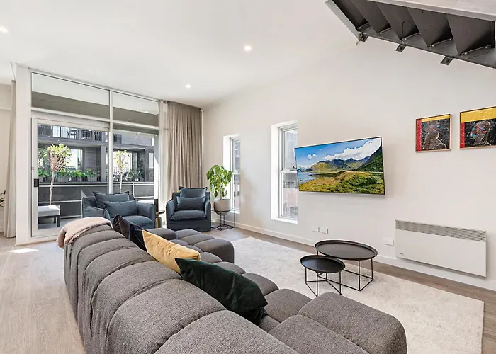 Incredible Balcony Duplex In The Heart Of Fitzroy