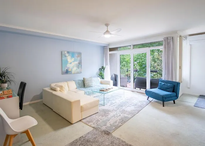 Tranquil Oasis 2 Bdrm Pool Tennis Gym