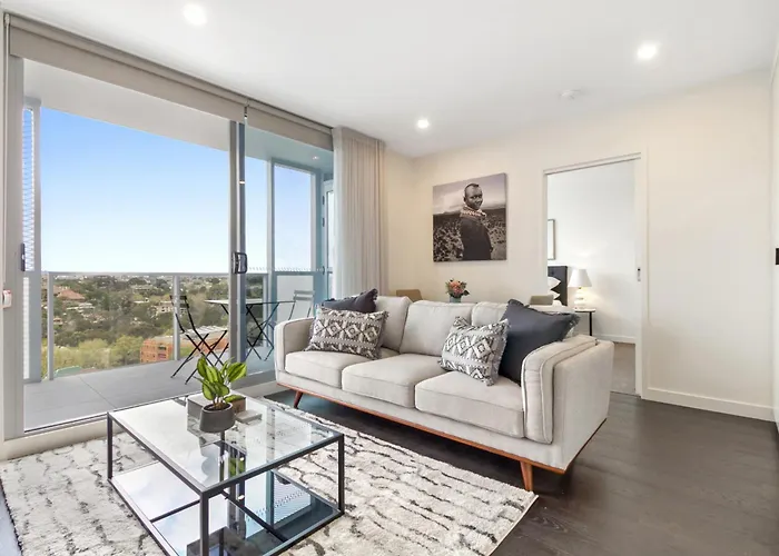 Stylish 1-Bed Apartment With Balcony, Sauna & Gym