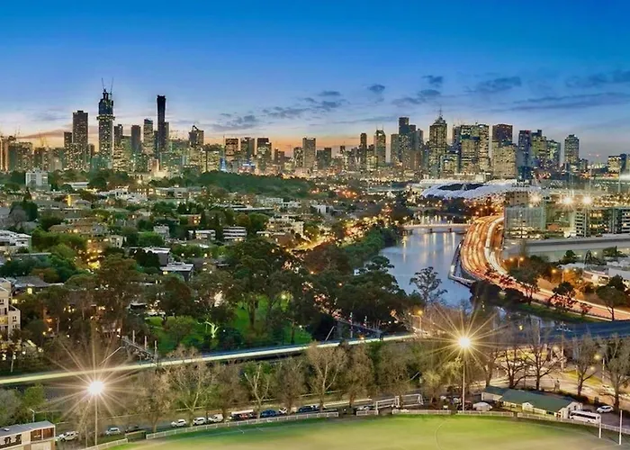 6 Star Panoramic Luxury South Yarra