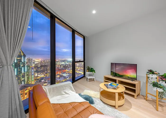 Luxurious Sapphire 1 Bed 1 Bath Residence