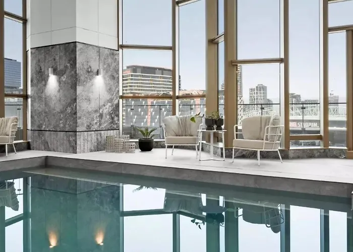 Royal Executive Living Melbourne Corporate Residency