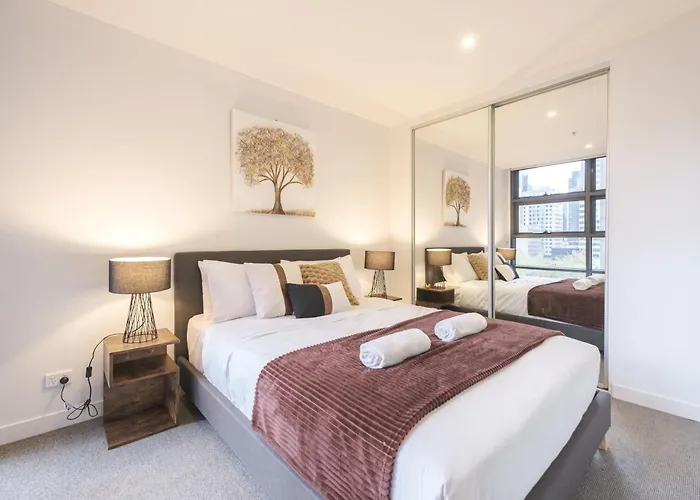 Great Convenience 2Br1Ba Apt Melbourne Cbd