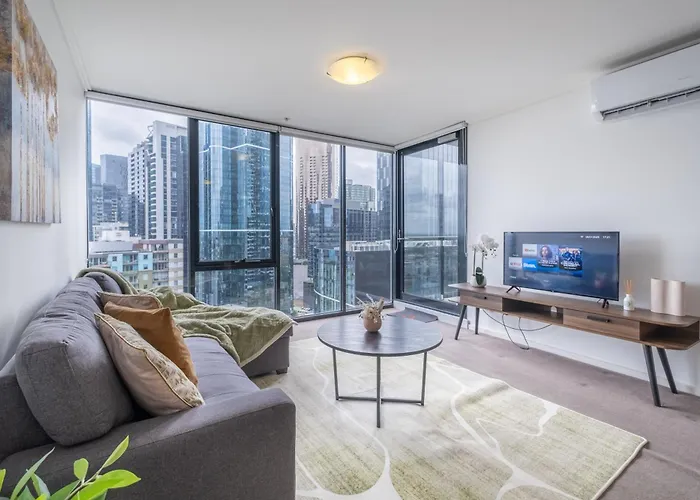 24Th Floor Beauty 2Br Southbankpoolgymparking
