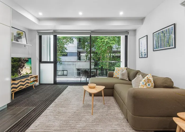Your St Kilda Escape - Modern, Private And Central