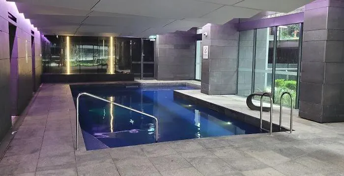 L2007 Apt Pool Gym Sauna