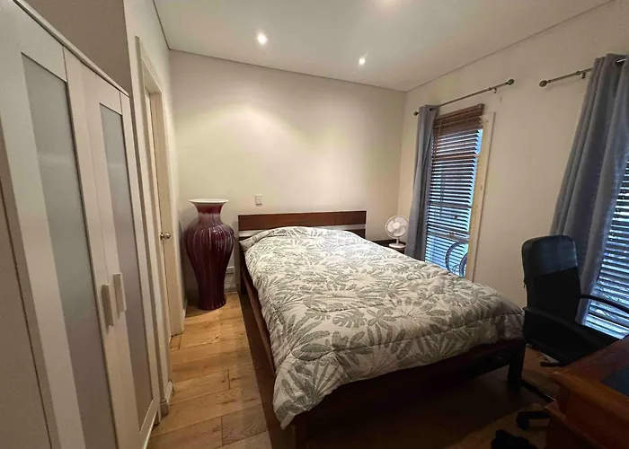 City Cozy Room Free Parking & Wifi