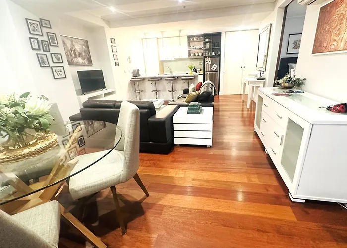 Cbd Boutique 2Br With Terrace