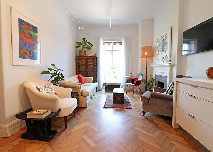 Alcaston House - Parliament House 300M, Wifi, Netflix