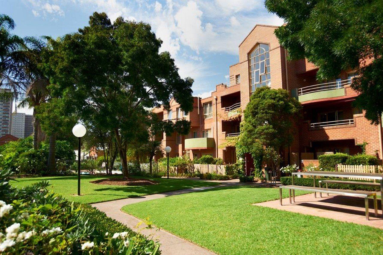 Comfort Royal Gardens Hotel 4*