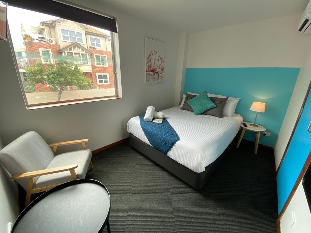 Nomads St Kilda Hostel