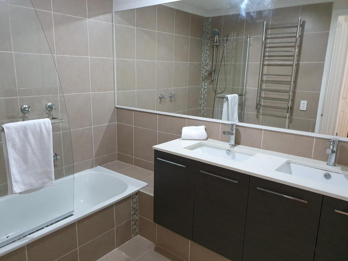 Sutherland Place Apartment