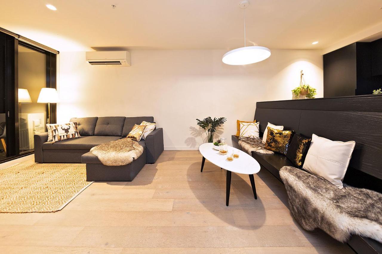 Apartment Skyline Serviced Central Best Location,open Balcony&parking