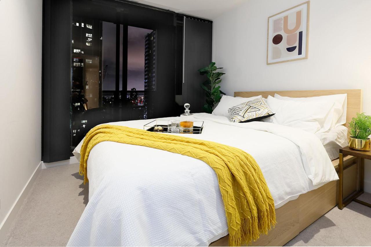Skyline Serviced Central Best Location,open Balcony&parking Apartment *