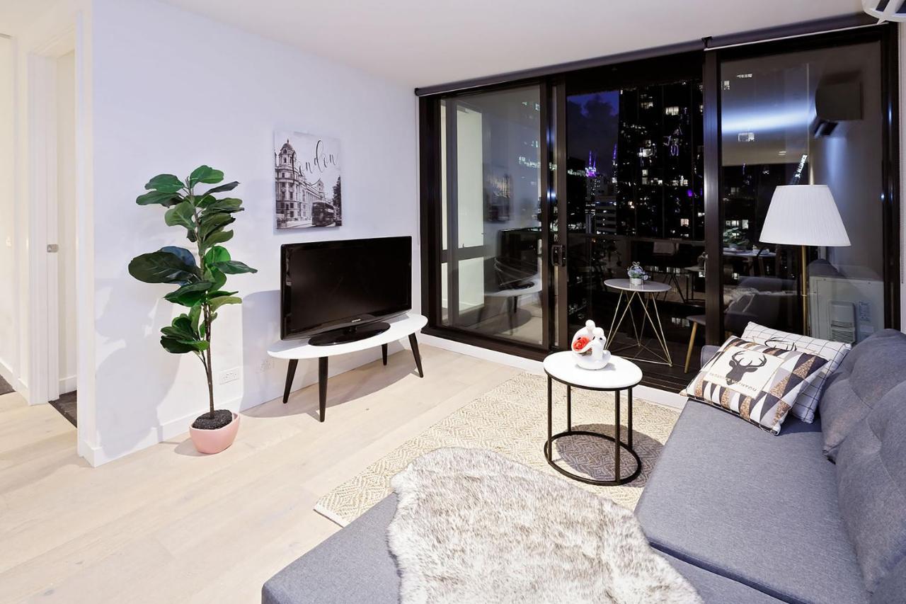 Skyline Serviced Central Best Location,open Balcony&parking Apartment *
