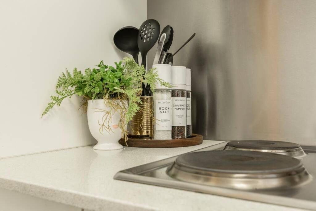 Nest On Bourke☆spa☆large 60sqm!!☆chinatown☆free Tram☆ Apartment