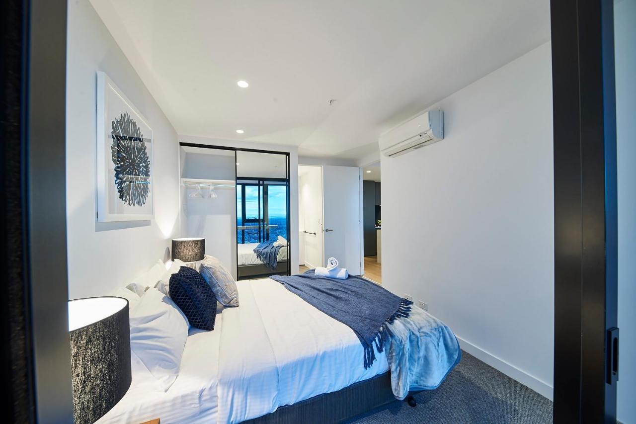 Mega Style Victoria One Apartment