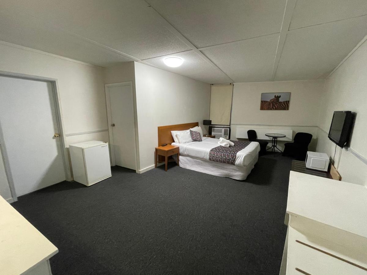 Parkside 3*