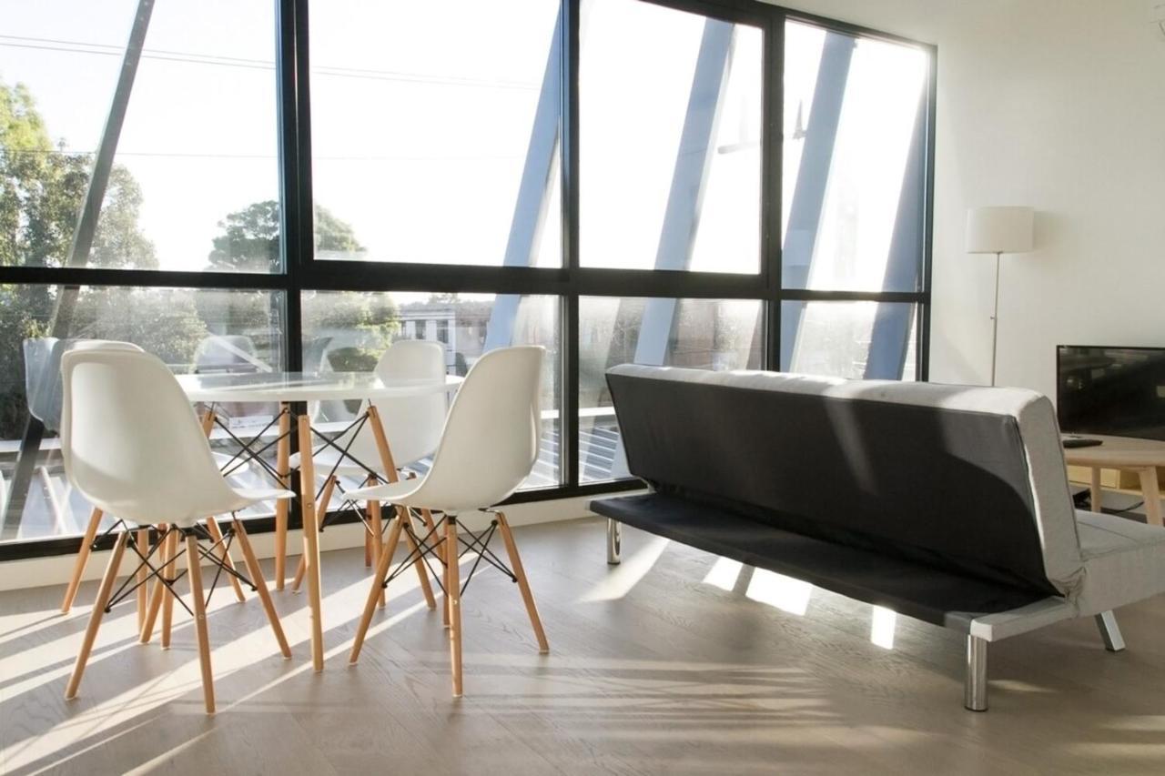 Apartment Brand New 1 Bedroom In South