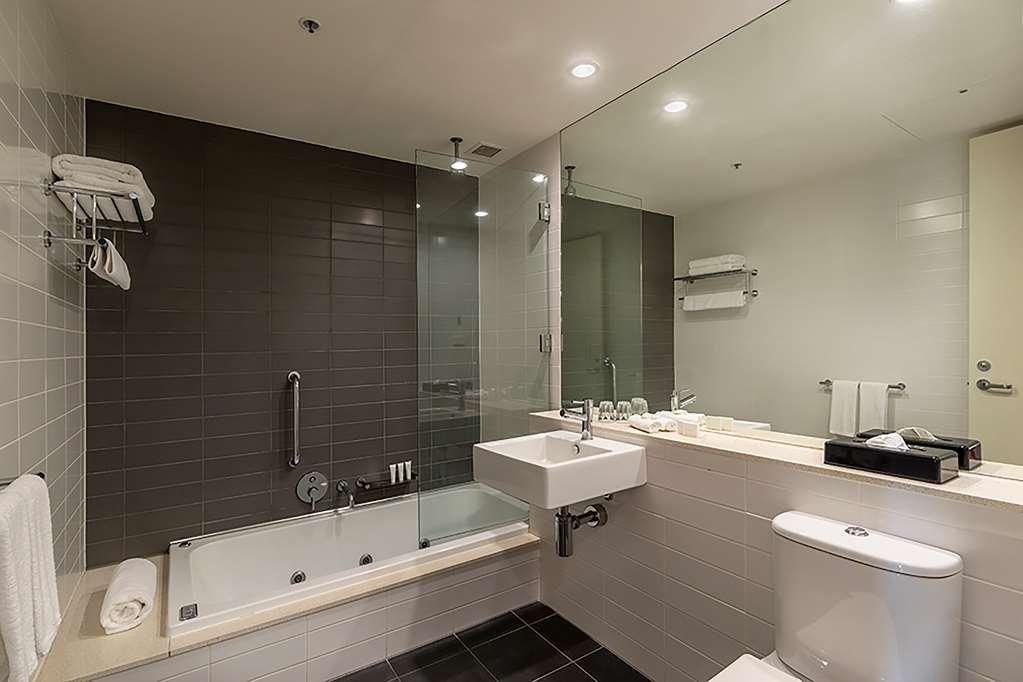 Causeway 353 Melbourne