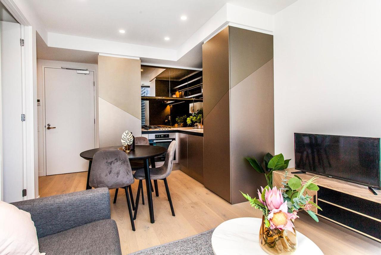 Cozy Melbourne In Premier Tower Apartment *