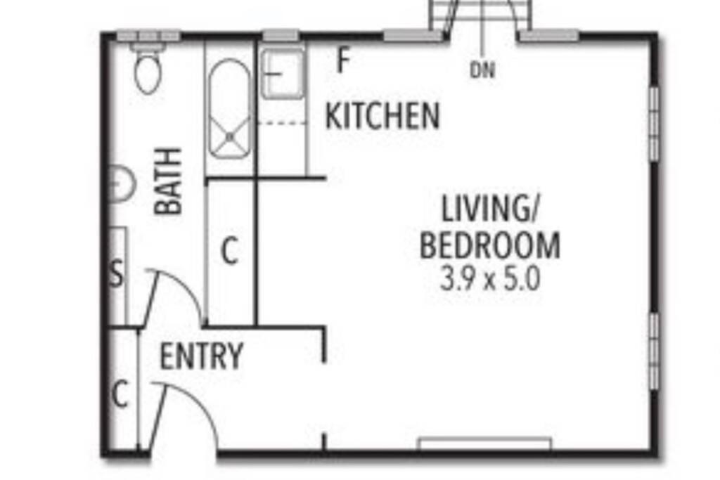 Apartment East City Studio - Amazing Location & Sunny Charm Melbourne