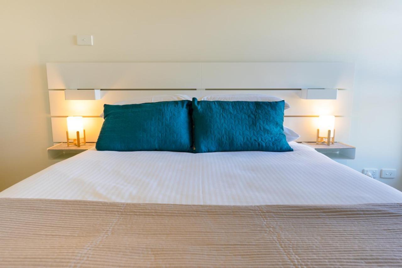 Madecomfy Spacious Cbd In Prime Location Apartment