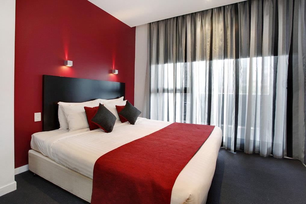 Adara Richmond Aparthotel 4*