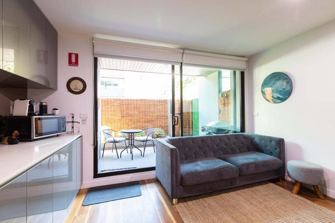 Experience Port Apartment Melbourne