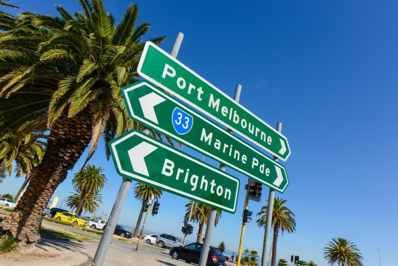Experience Port Apartment Melbourne