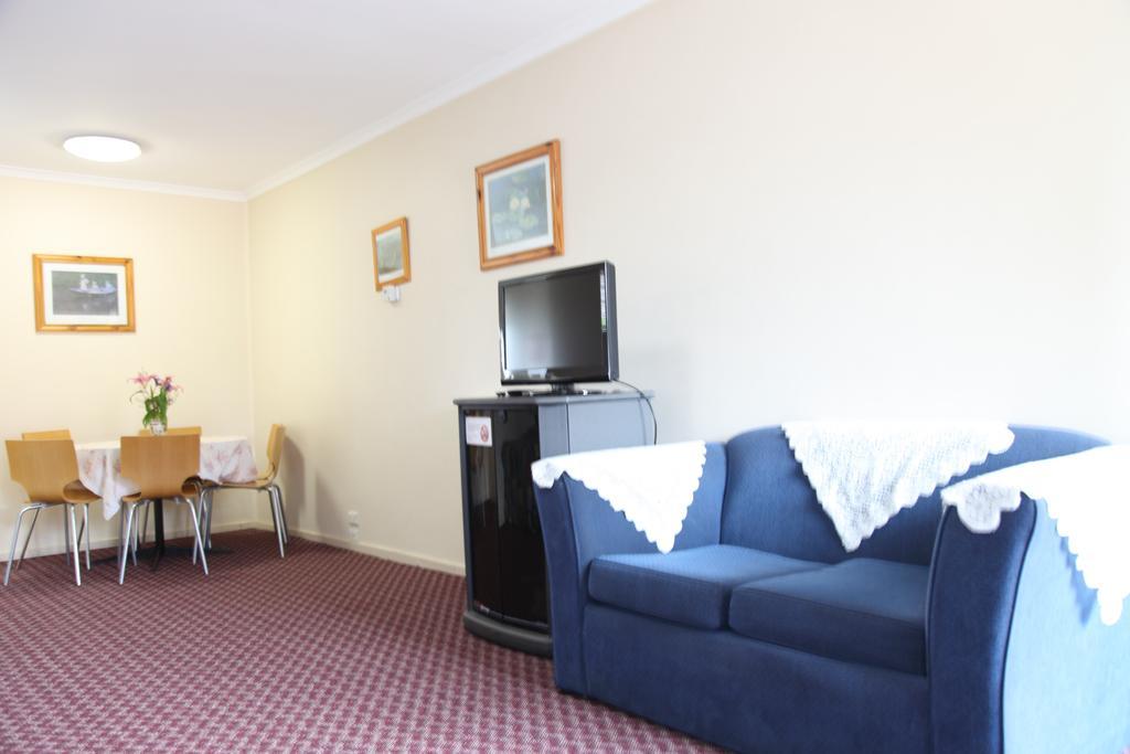 Carnegie Motor 3* Melbourne