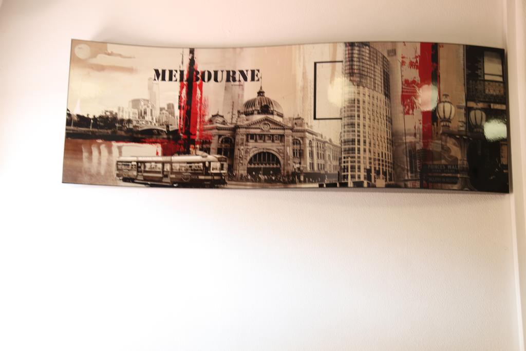 Carnegie Motor 3* Melbourne
