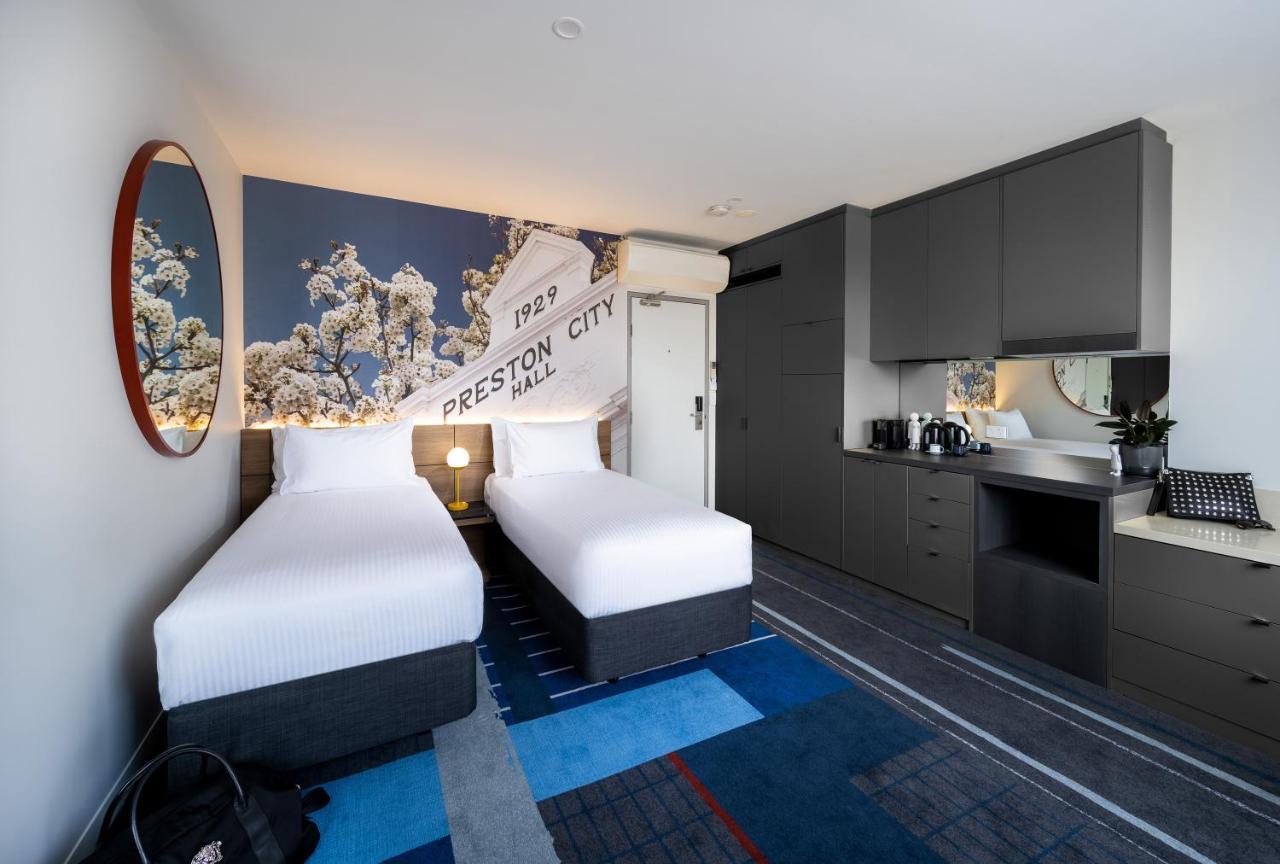 Novotel Preston 4*