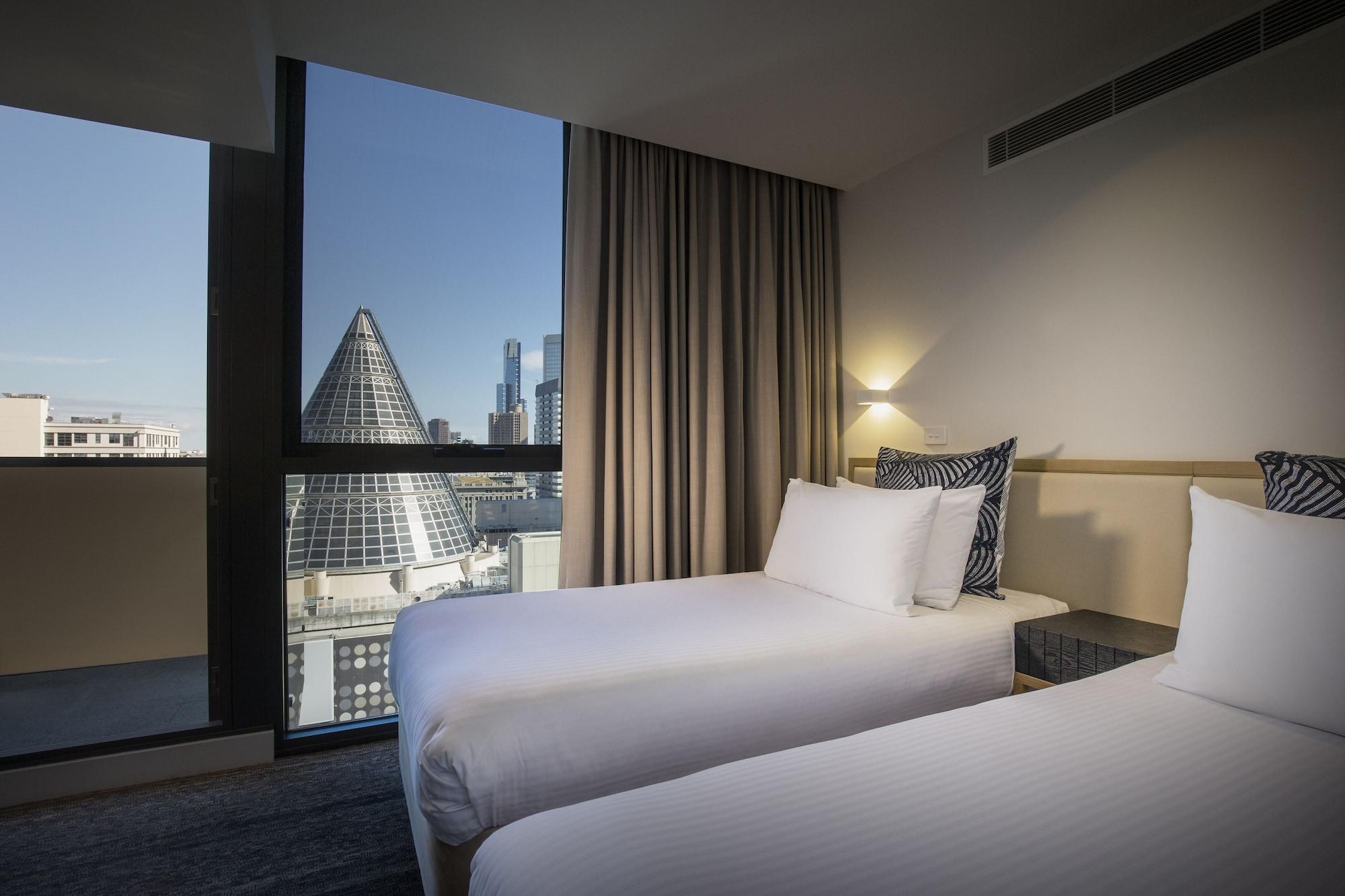 Brady 4* Melbourne