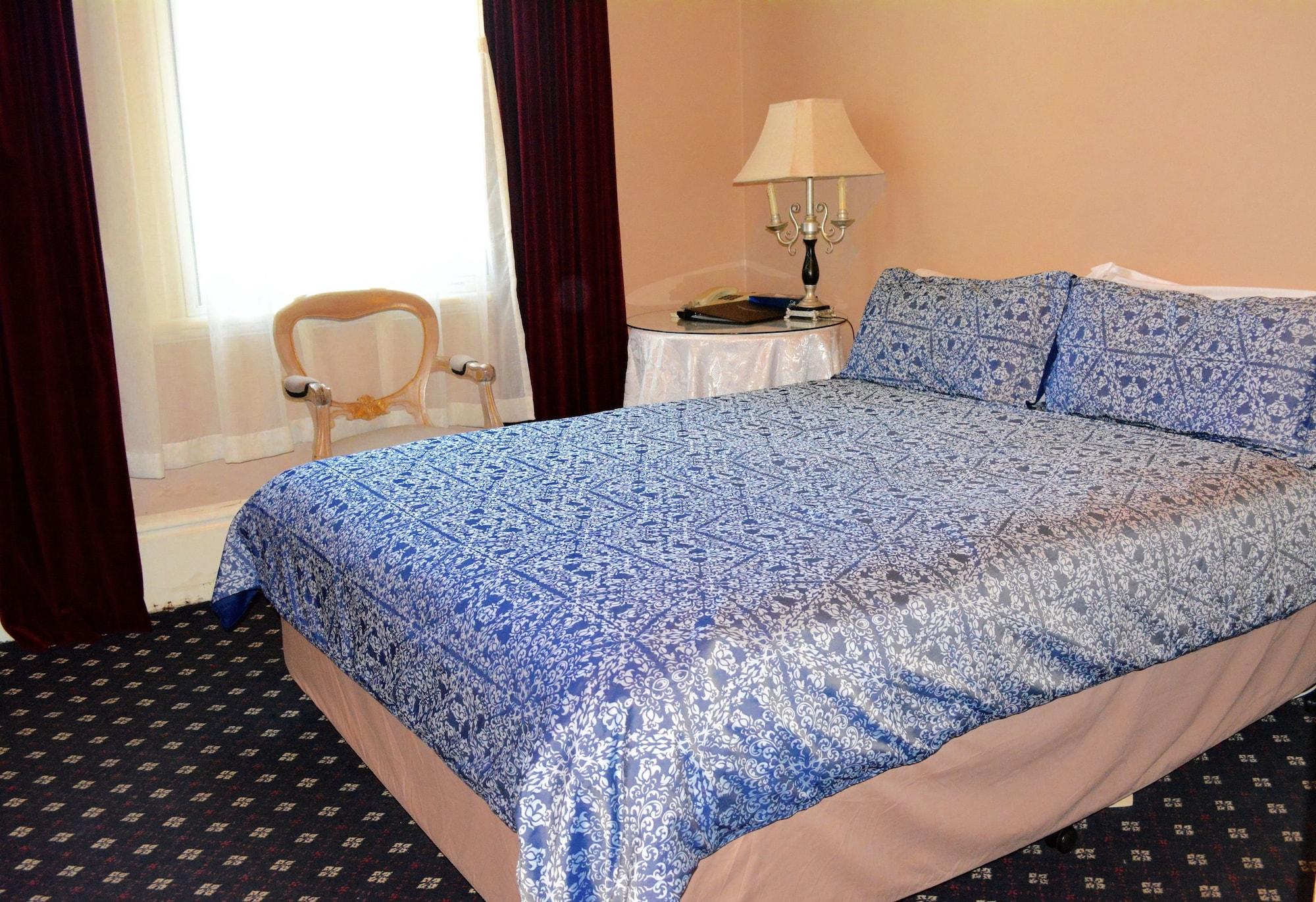 Toorak Manor Hotel